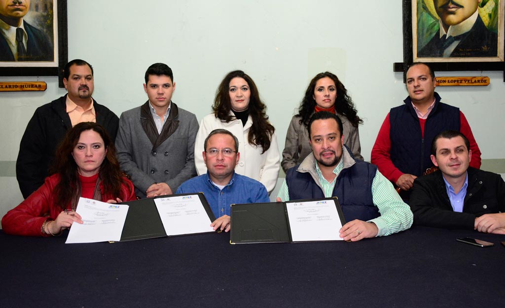 Firman convenio para dar certeza jurídica a predios irregulares en Jerez