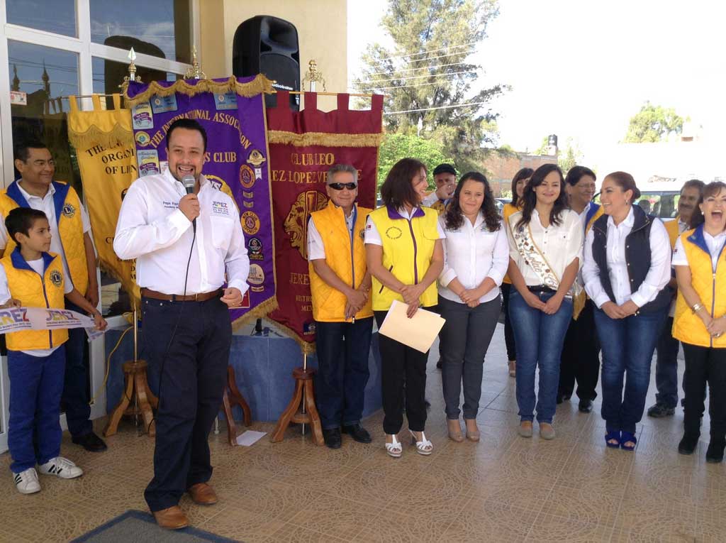 Apoyan alcalde y DIF campaña de cirugías de cataratas en Jerez