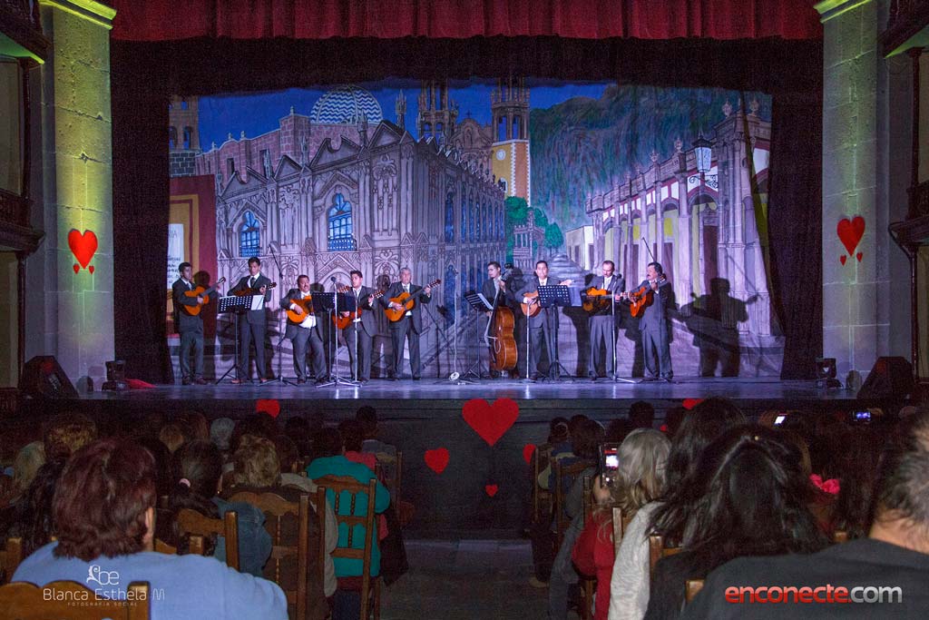 Ayuntamiento organiza concierto de rondallas por el Día del Amor